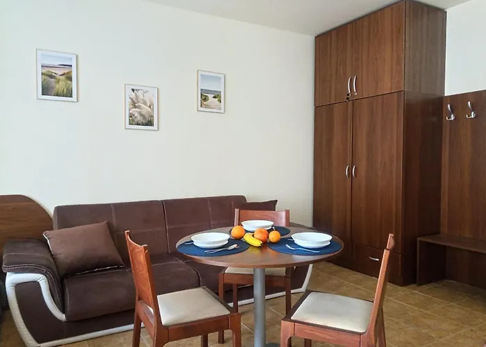 Morski Far Lighthouse-bastet Bs *