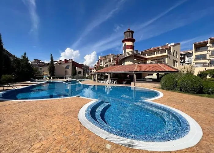 Morski Far Lighthouse-bastet Bs